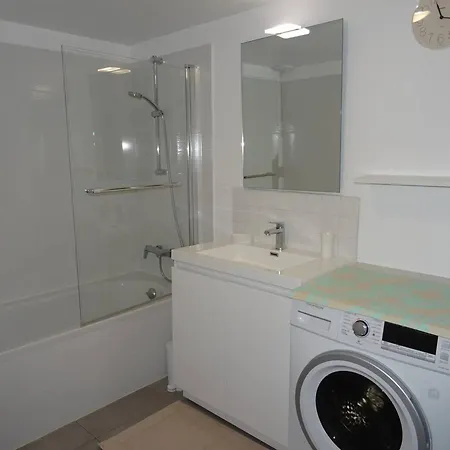 Apartment T4 Proche Avec Garage, Climatisation - Fr-1-833-14 *
